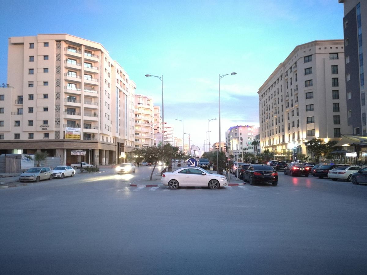 Omega Lac Tunis Berges Du Lac Exterior foto